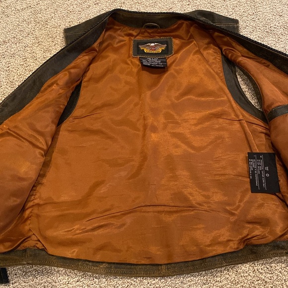 Harley Davidson leather vest Medium - Picture 8 of 12